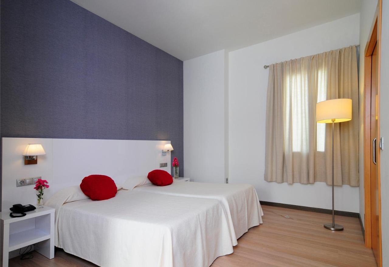 Amalurra Granada Hotel Caparacena Habitación foto